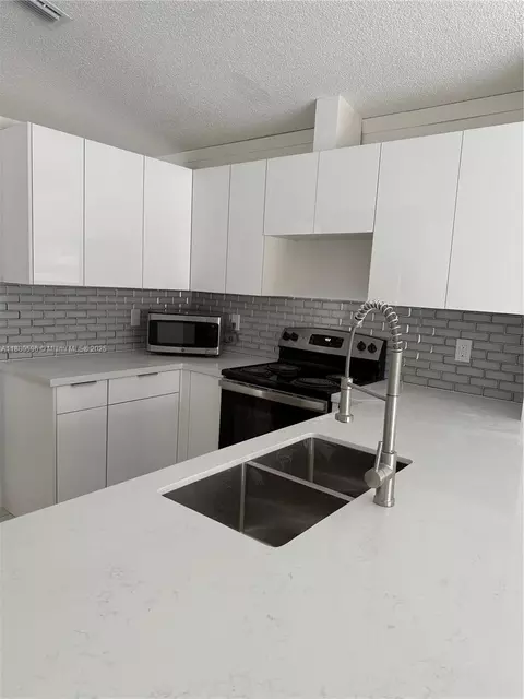 12253 SW 18th Ter, Miami, FL 33175