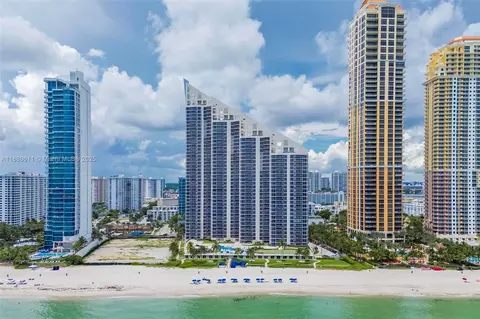 17555 Collins Ave #UP-7, Sunny Isles Beach, FL 33160
