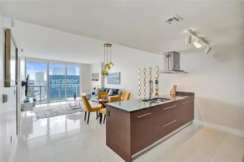 485 Brickell Ave #4207, Miami, FL 33131