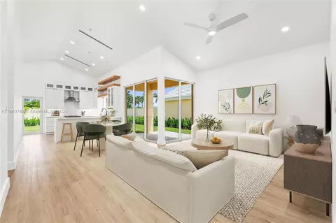 9041 Baybury Ln, West Palm Beach, FL 33411