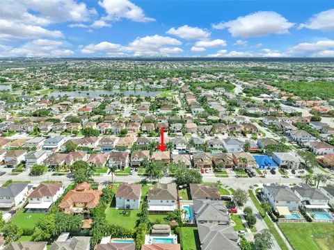 View/Area - 1609 SW 154th Path, Miami, FL 33185 photo 1 of 5