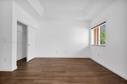 Bedroom - 1609 SW 154th Path, Miami, FL 33185 photo 5 of 9