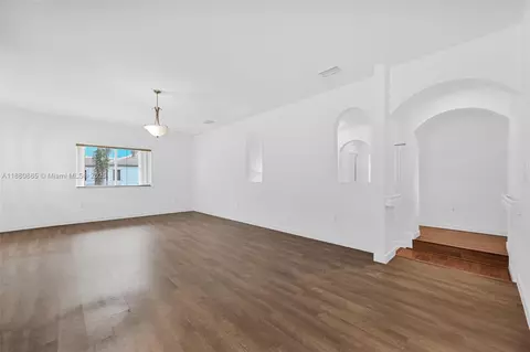 Living - 1609 SW 154th Path, Miami, FL 33185 photo 6 of 8