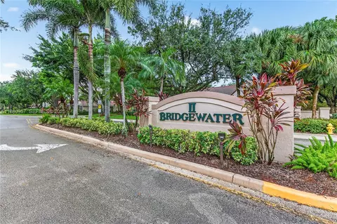 10541 NW 10th St #A-129, Plantation, FL 33322