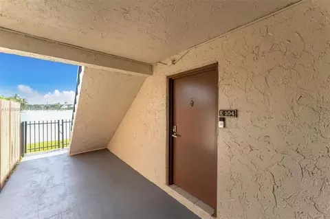 8307 SW 142nd Ave #E104, Miami, FL 33183