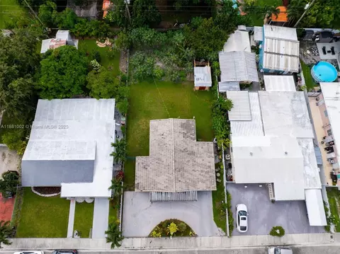 View/Area - 648 E 56th St, Hialeah, FL 33013 photo 4 of 4