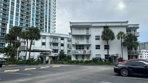 1913 S Ocean Dr #410, Hallandale Beach, FL 33009