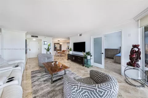 4000 Towerside Ter #1209, Miami, FL 33138