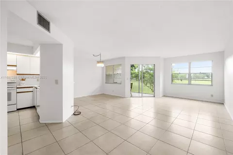 901 SW 128th Ave #212E, Pembroke Pines, FL 33027