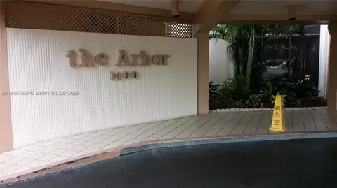1400 St Charles Pl #201, Pembroke Pines, FL 33026