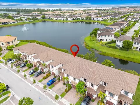 View/Area - 3371 W 94th Ter, Hialeah, FL 33018 photo 2 of 8
