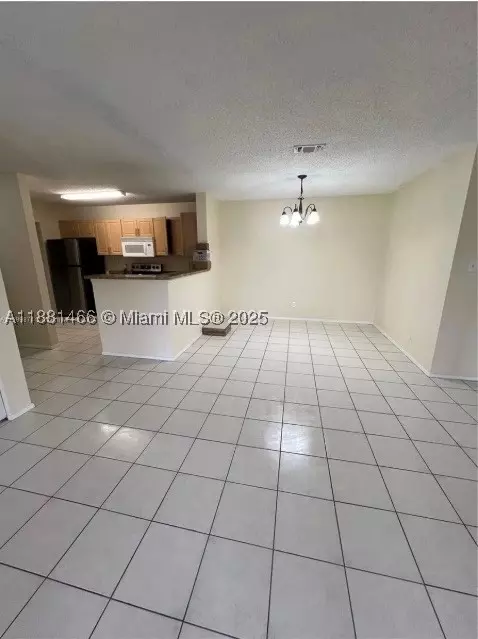 11225 W Atlantic Blvd #103, Coral Springs, FL 33071