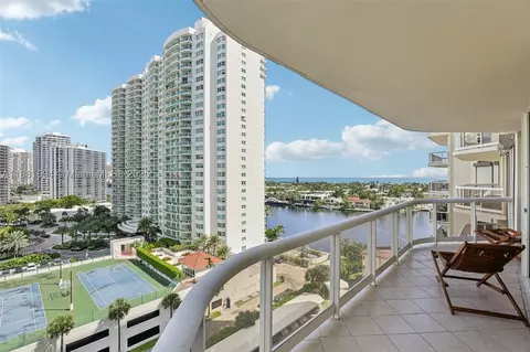 20191 E Country Club Dr #1102, Aventura, FL 33180