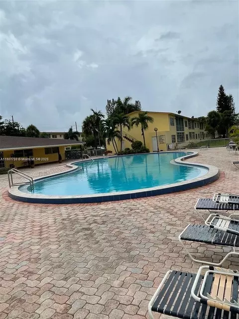 20201 NE 29th Ct #D112, Aventura, FL 33180