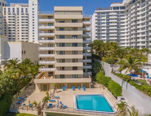 1621 Collins Ave #701, Miami Beach, FL 33139