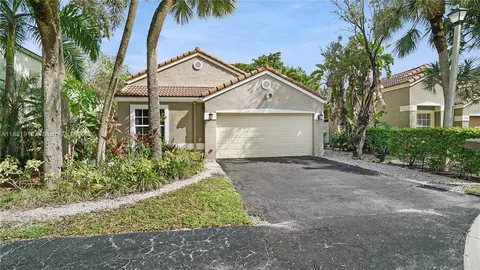 1051 NW 108th Ave, Plantation, FL 33322