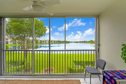13800 SW 5th Ct #203M, Pembroke Pines, FL 33027