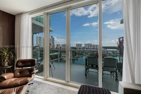 400 Sunny Isles Blvd #920, Sunny Isles Beach, FL 33160