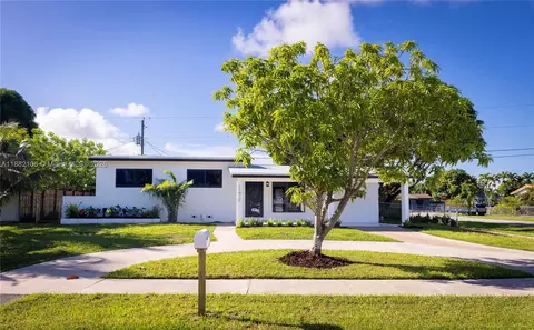 11970 SW 188th Ter, Miami, FL 33177