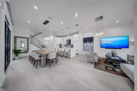 4757 NW 85th Ave, Doral, FL 33166