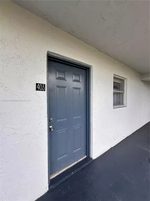2800 Somerset Dr #403J, Lauderdale Lakes, FL 33311