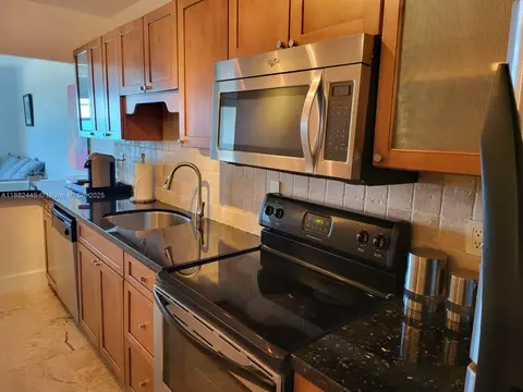 100 Lincoln Rd #1238, Miami Beach, FL 33139