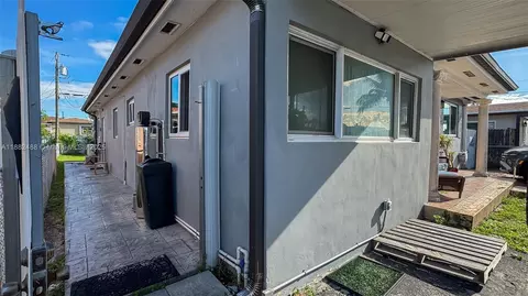 Exterior - 683 SE 6th Pl, Hialeah, FL 33010 photo 3 of 3