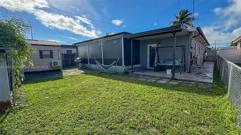 Other - 683 SE 6th Pl, Hialeah, FL 33010 photo 4 of 8