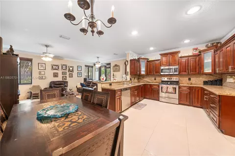 Kitchen - 16533 NW 77th Path, Miami Lakes, FL 33016 photo 2 of 4