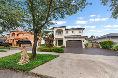 Exterior - 16533 NW 77th Path, Miami Lakes, FL 33016 photo 11 of 13