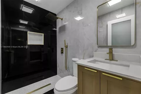 Bath - 783 E 17th St, Hialeah, FL 33010 photo 1 of 1