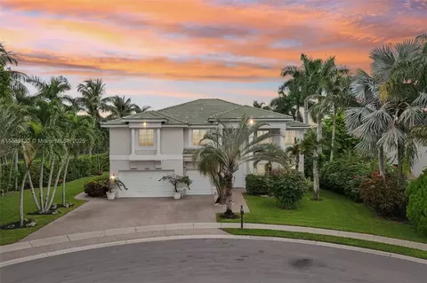 11759 Paradise Cove Ln, Wellington, FL 33449