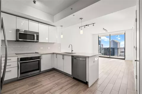 999 SW 1st Ave #2208, Miami, FL 33130