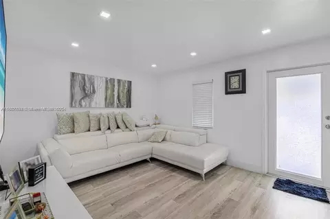 Living - 4590 E 9th Ct, Hialeah, FL 33013 photo 1 of 1