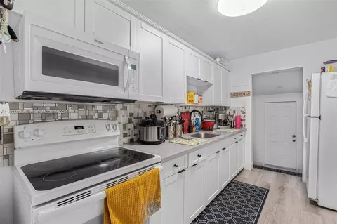 Other - 4590 E 9th Ct, Hialeah, FL 33013 photo 5 of 11
