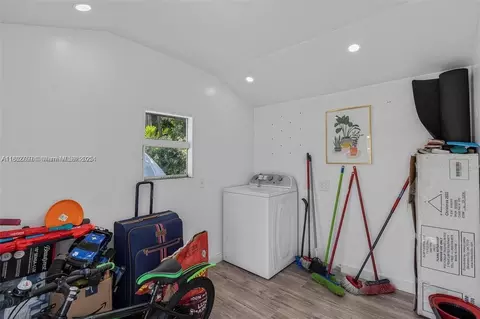 Other - 4590 E 9th Ct, Hialeah, FL 33013 photo 9 of 11