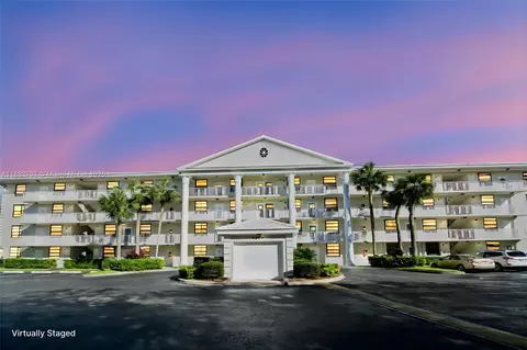 1717 Whitehall Dr #201, Davie, FL 33324
