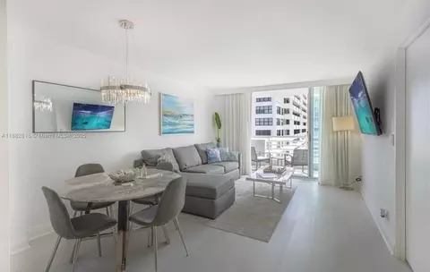 2670 E Sunrise Blvd #1103, Fort Lauderdale, FL 33304