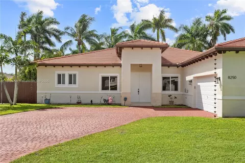 8250 SW 188th Ter, Cutler Bay, FL 33157