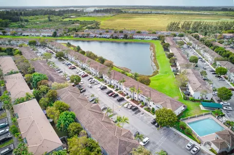 2954 SE 15th Ter, Homestead, FL 33035
