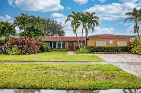 4815 Cleveland St, Hollywood, FL 33021