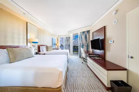 18001 Collins Ave #1604, Sunny Isles Beach, FL 33160