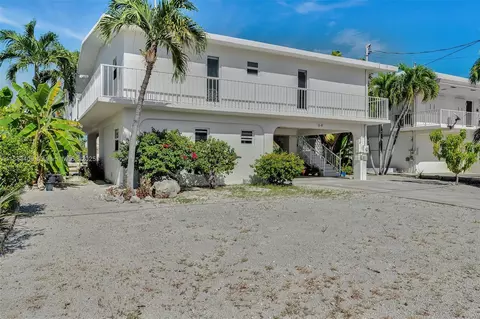 64 W Plaza Del Sol, Islamorada, FL 33036