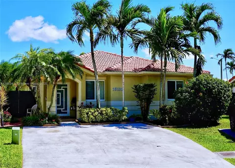 15132 SW 140th Ter, Miami, FL 33196