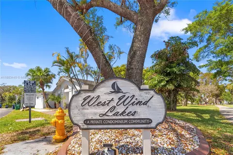 6493 SW 152nd Pl #4-93, Miami, FL 33193