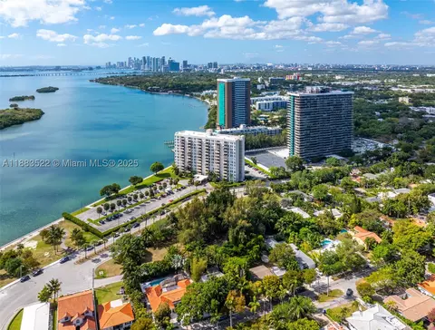895 NE 70th St, Miami, FL 33138 photo 7