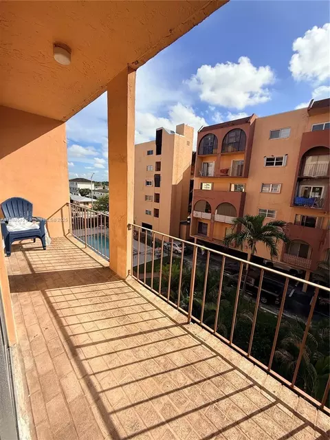440 E 23rd St #1316, Hialeah, FL 33013