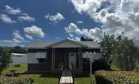 2450 NW 157th St Rd, Miami Gardens, FL 33054