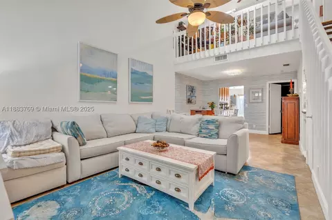 390 SE 2nd Ave #J3, Deerfield Beach, FL 33441