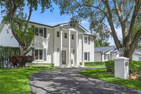 7425 SW 115th St, Pinecrest, FL 33156